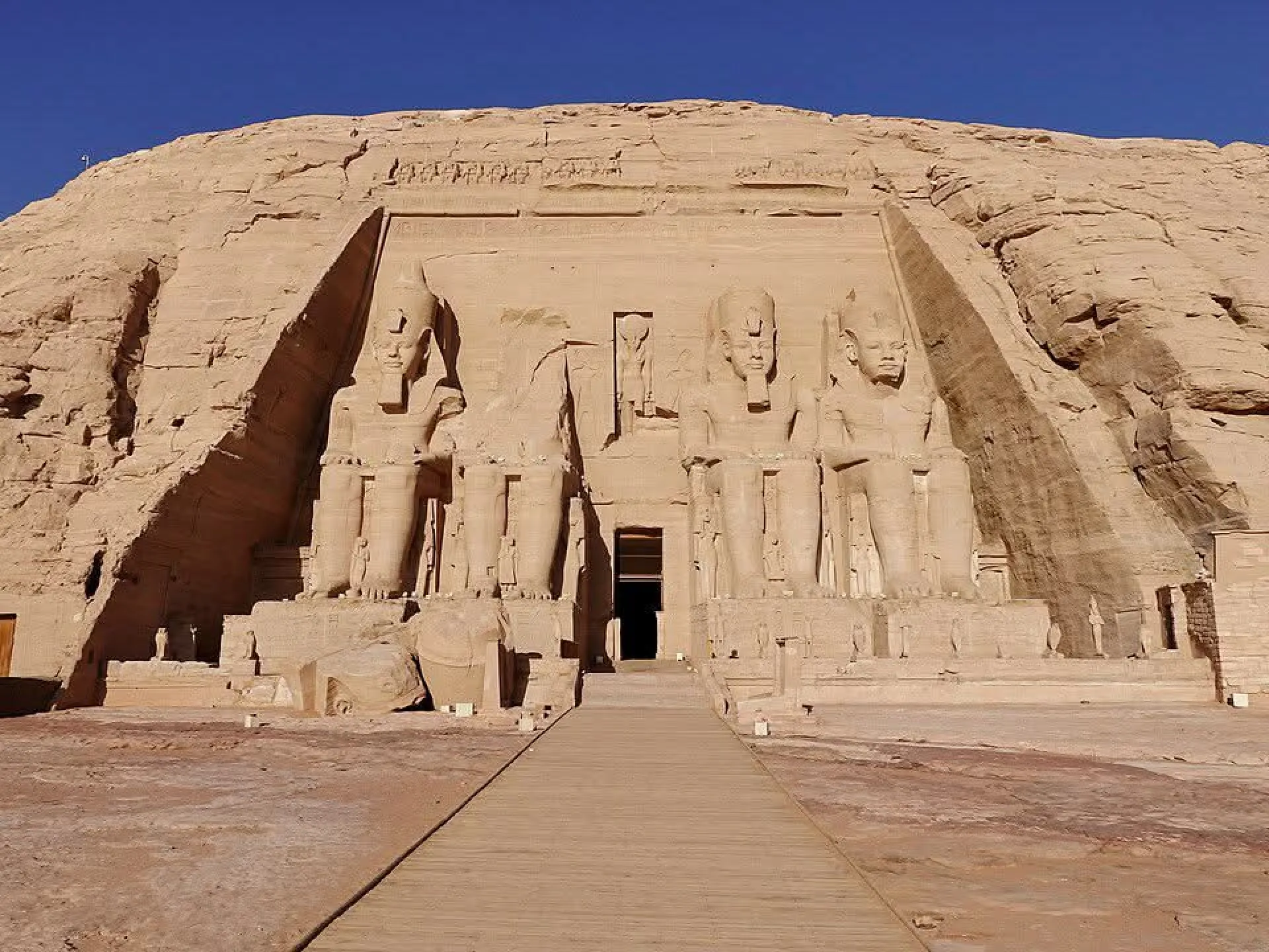 Abu Simbel temples early morning private tour from Aswan